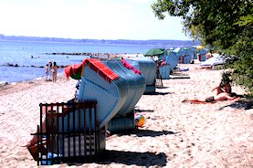 Strand mit Strandkörben in Sierksdorf